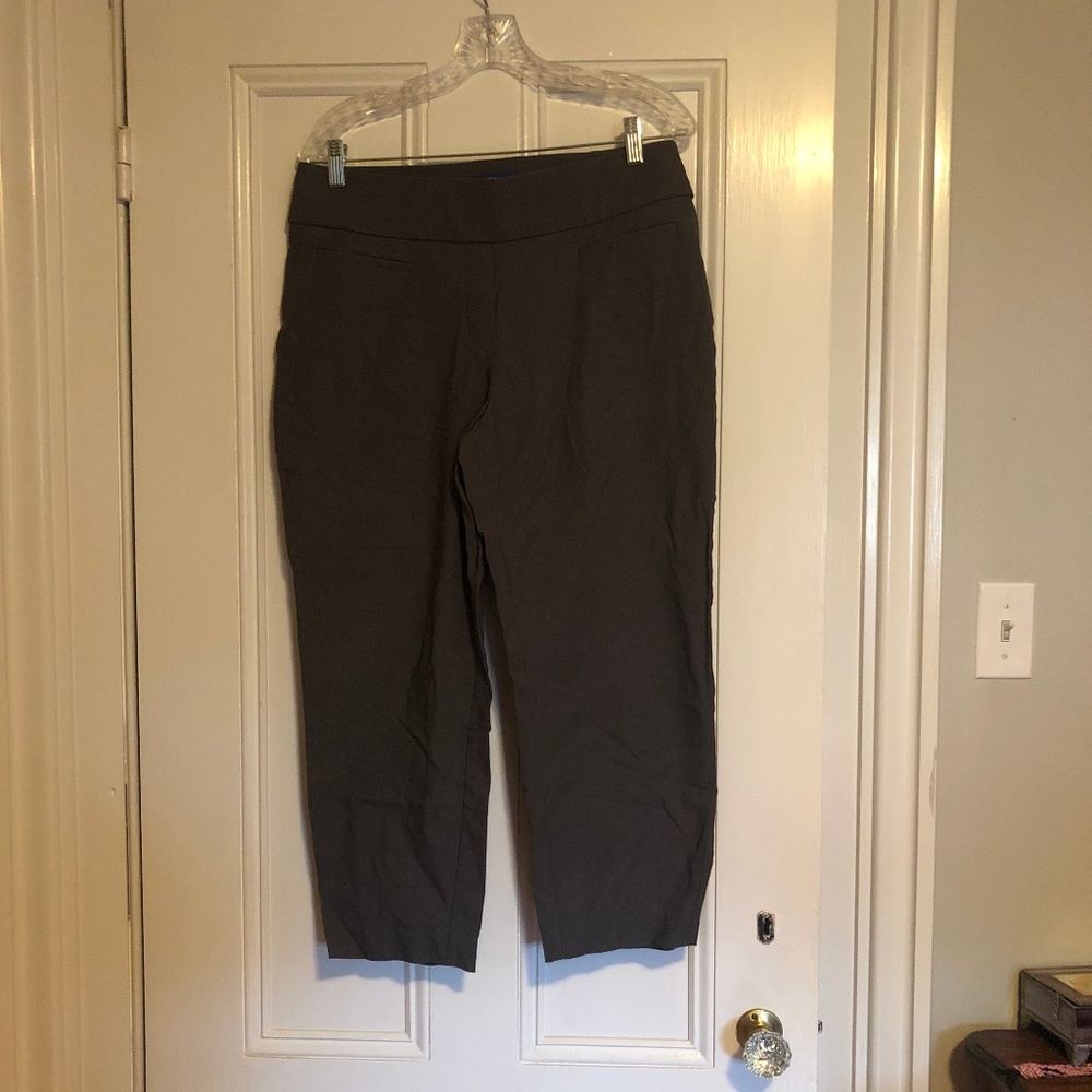 Dress Capri's
